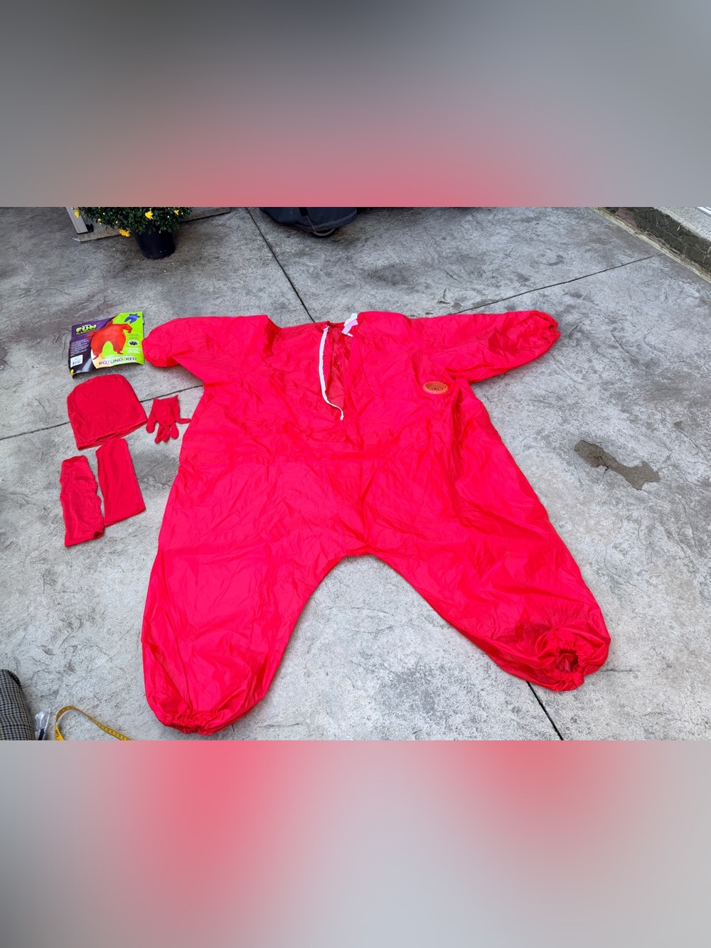 2 Adult Inflatable Halloween Costumes –Working Condition Questionable READ Disc. - Picture 5 of 15
